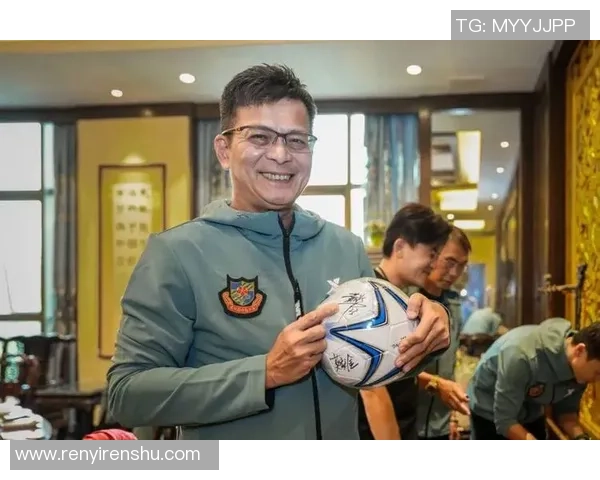 团结拼搏共铸辉煌香港足球明星队歌激励我们勇往直前的精神之歌